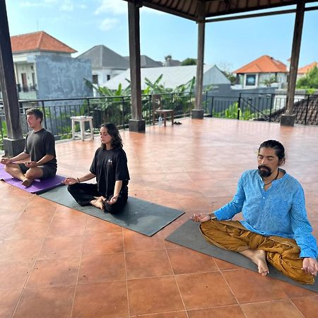 Diuma Residence Yoga Meditation Retreat And Healing Center Sanur Exterior foto