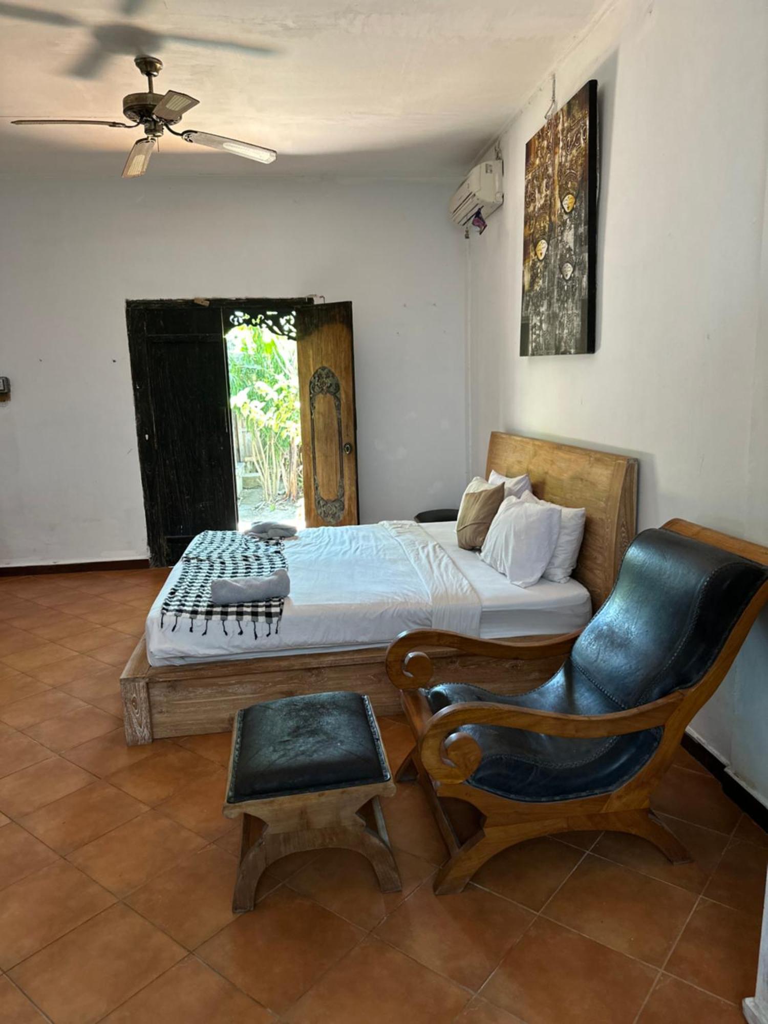 Diuma Residence Yoga Meditation Retreat And Healing Center Sanur Exterior foto